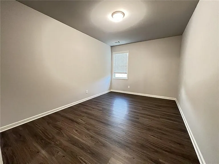 4675 Silver Oak Dr — Photo 8