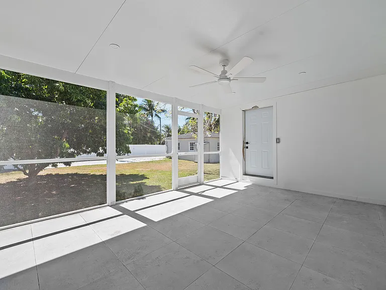 1516 Jefferson St — Photo 22