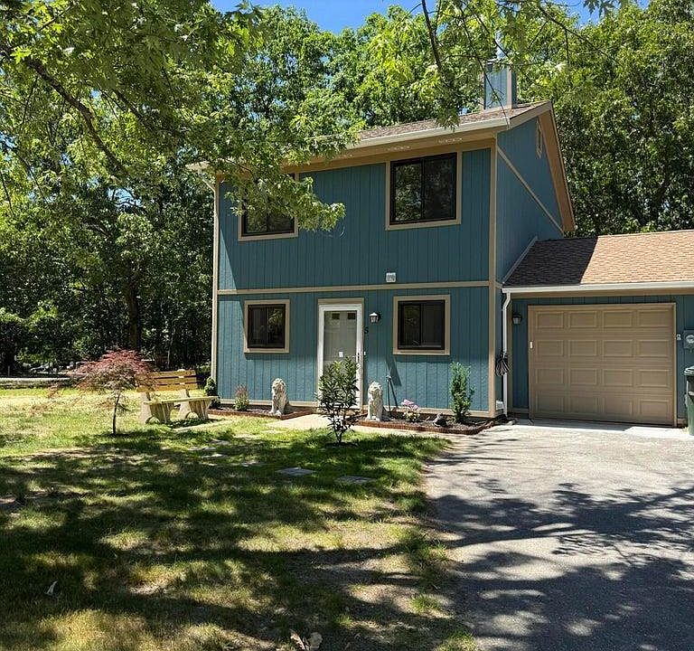 1st image of 5 Canary Cir