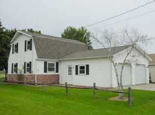 659 Grover St, Sebewaing, MI 48759
