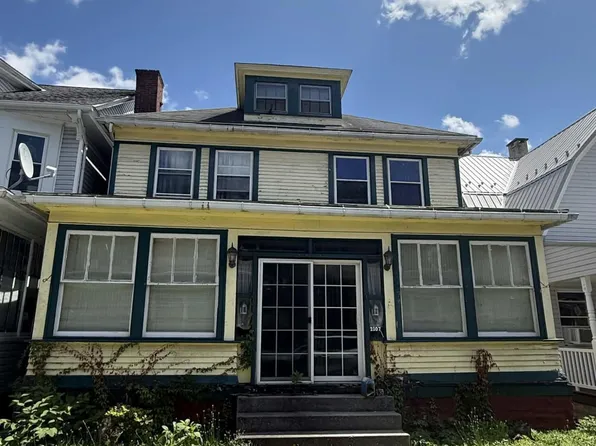 2107 Maple Ave, Altoona, PA 16601