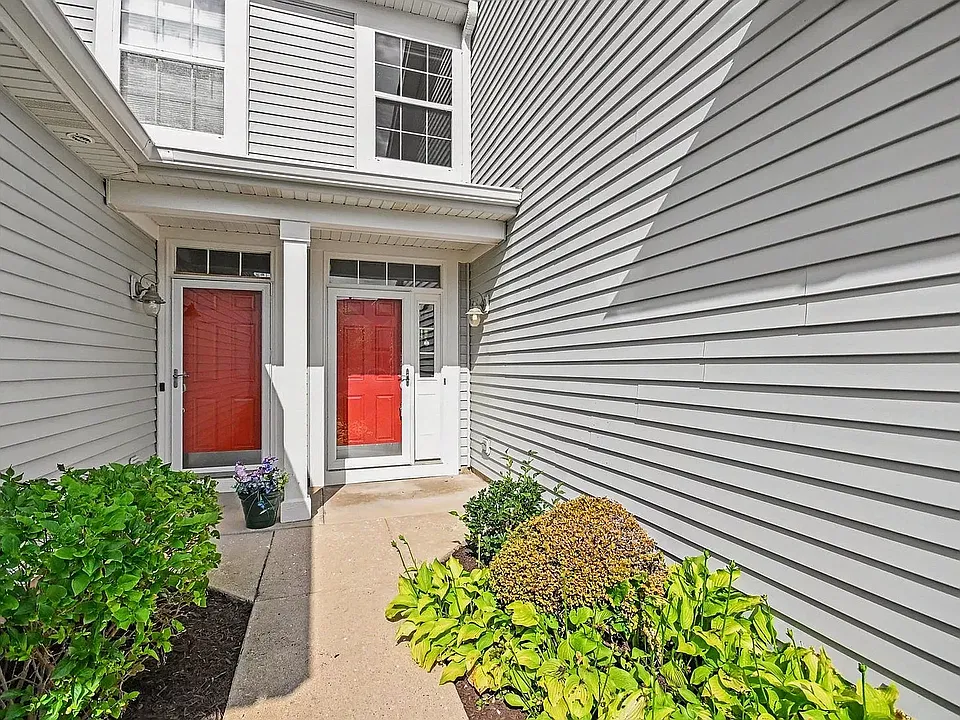 2416 Georgetown Cir