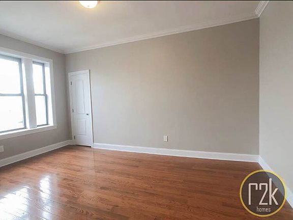 3rd image of 3163 33rd St APT 9