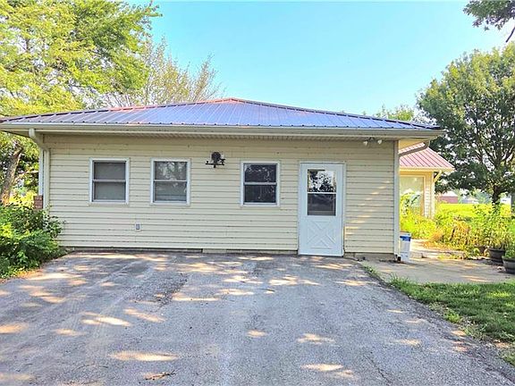 4th image of 10753 Scott Rd