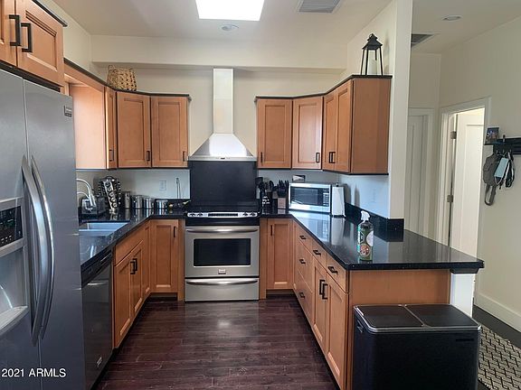 5th image of 1300 W 5th St #1007