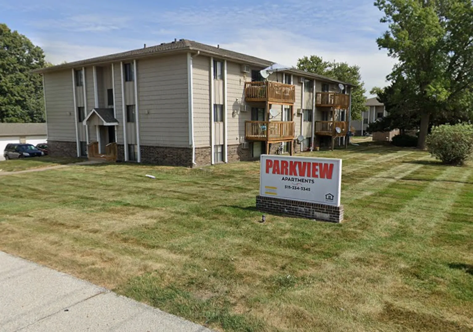 Parkview Apartments — Photo 1