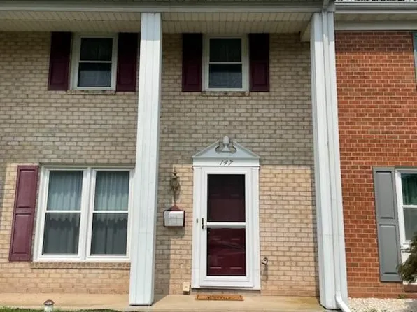 147 Hughes Ave, Sellersville, PA 18960