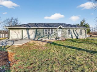 325 E Battle Creek St, Galesburg, MI 49053