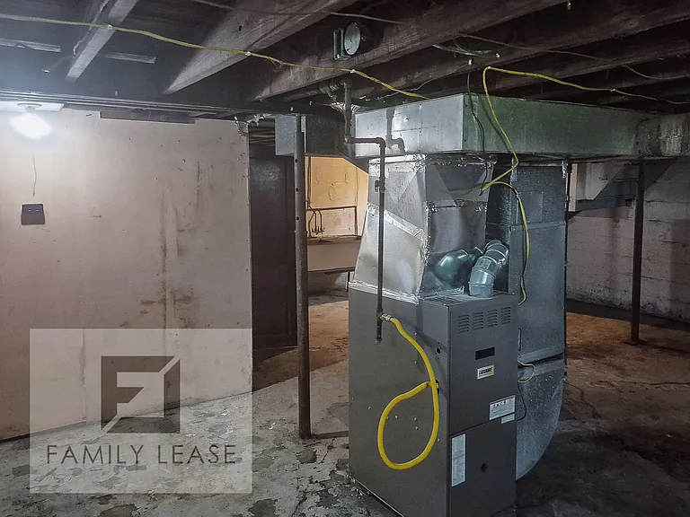 1100 Sherman Ave — Photo 43