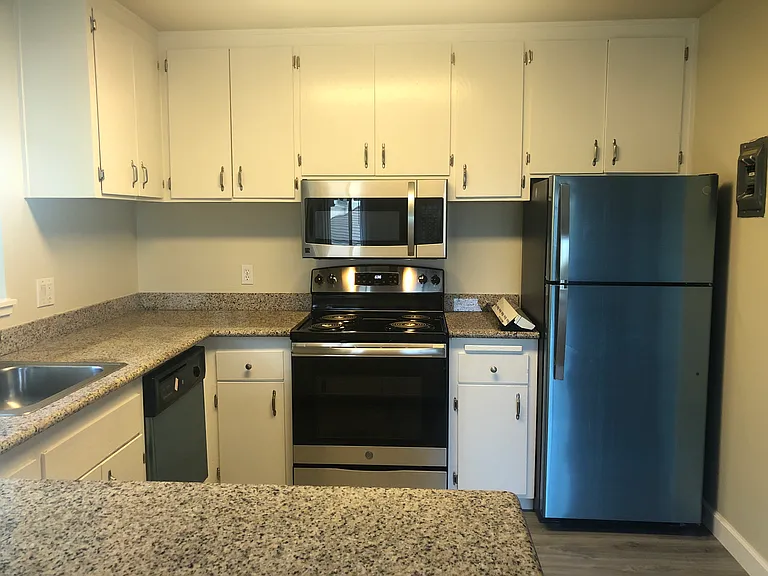 3270 Cabrillo Ave #435 — Photo 18