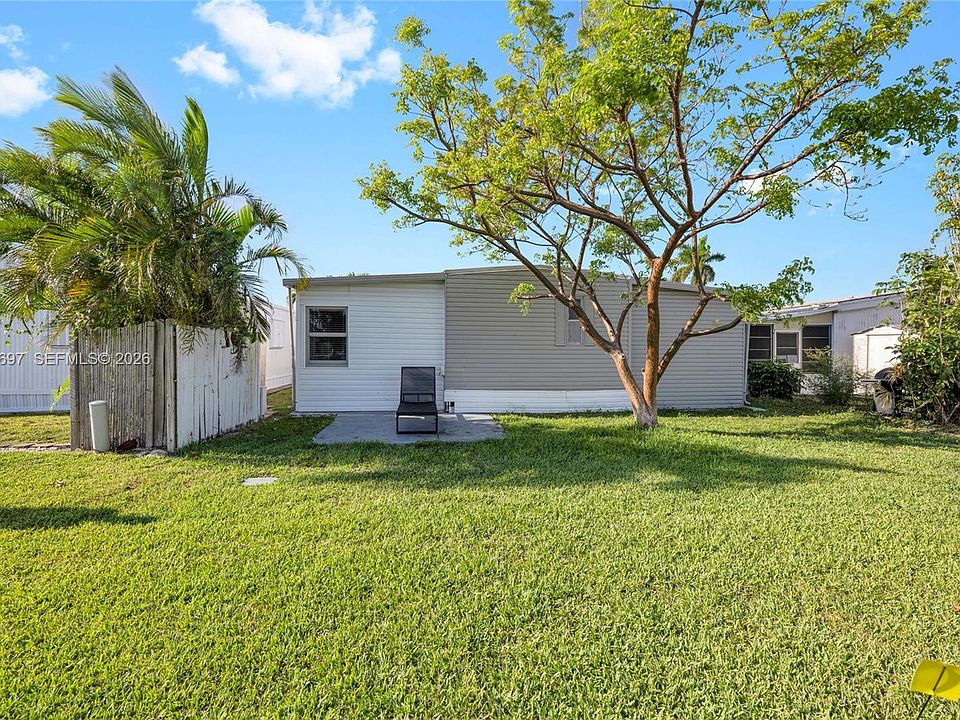 1st image of 2148 SW 52nd St