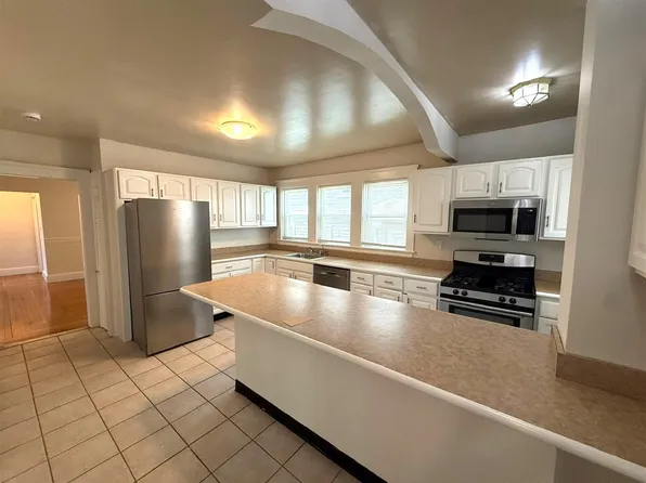 441 Broadway, Somerville, MA 02145
