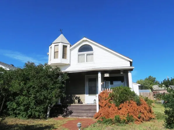 611 Cedar Ave, Shelby, MT 59474