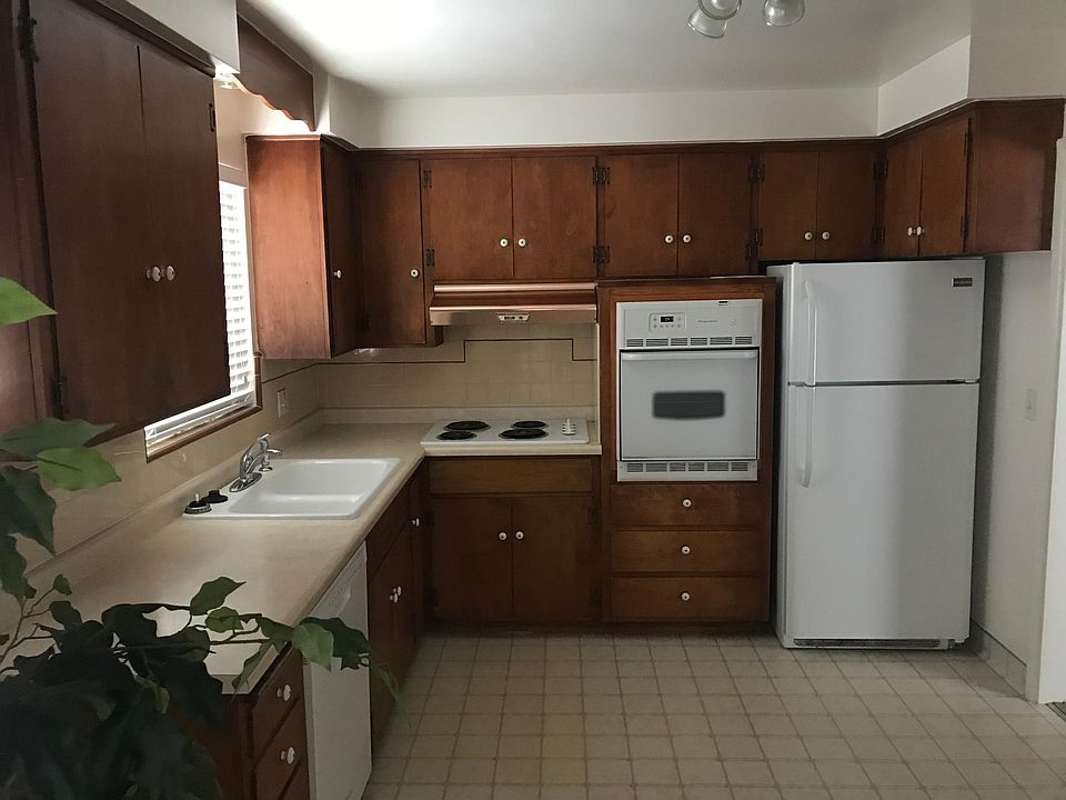 1st image of 2778 E Maurice Dr