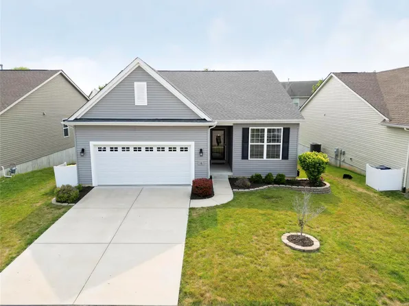 16 Huntleigh View Ct, Foristell, MO 63348