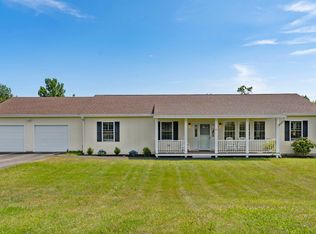 61 Cobb Farm Dr, Westbrook, ME 04092