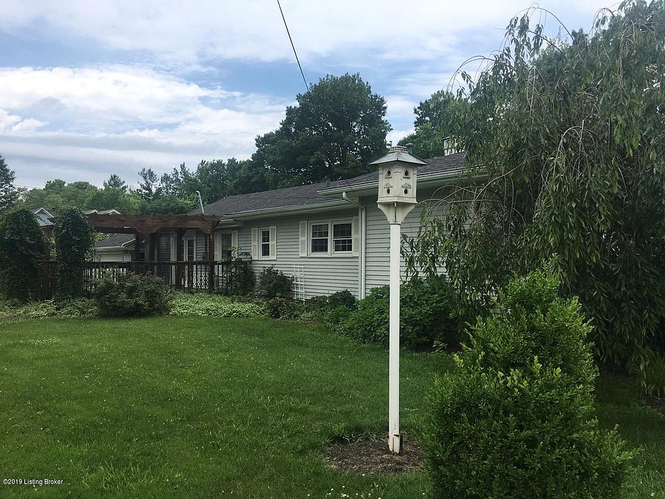 2nd image of 236 Tucker Station Rd
