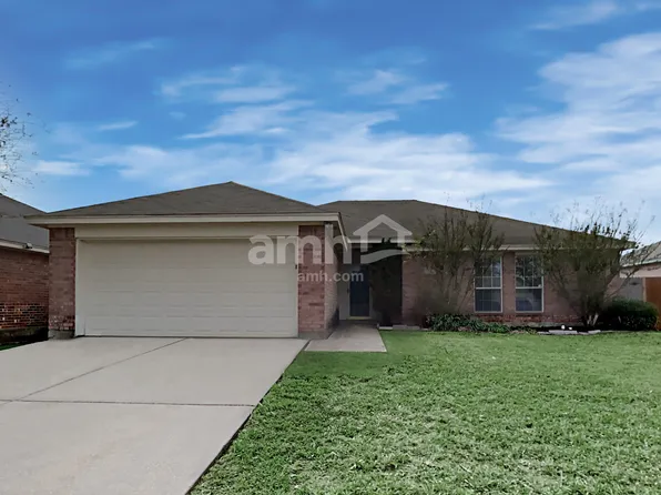937 Carlin Ln, Burleson, TX 76028