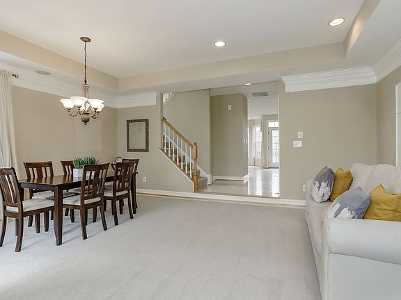 5th image of 14197 Catbird Dr
