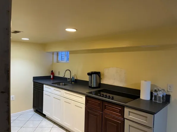 831 E Chase St, Baltimore, MD 21202