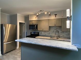 7209 Sommers Rd, Philadelphia, PA 19138