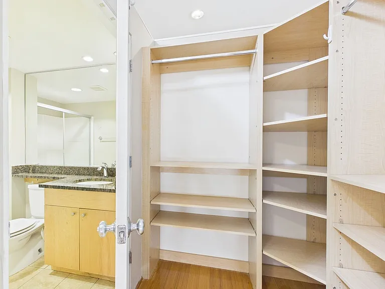 1707 E Main St #1 — Photo 8