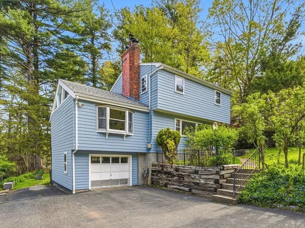 33 Wallace Rd, Wayland, MA 01778