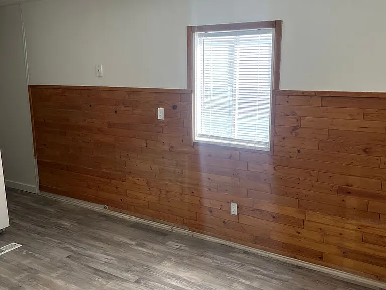 514 Laurel St — Photo 6