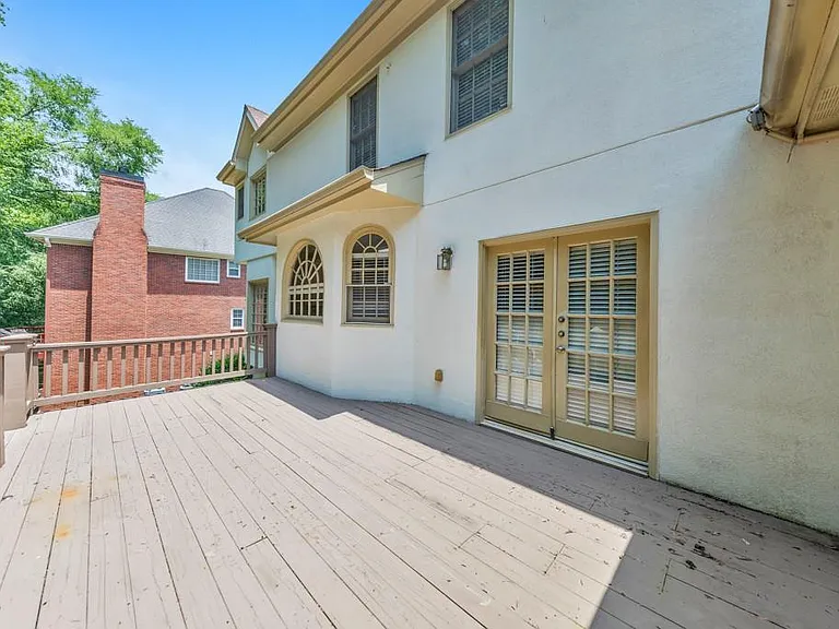 5321 Edgerton Dr — Photo 53