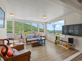 1416 Luinakoa St, Honolulu, HI 96821