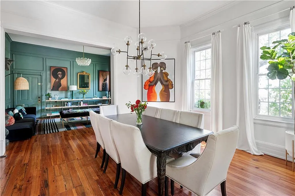 4 bed, 2.5 bath, 4000 sqft, $8,000 — Photo 4