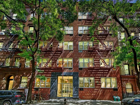 321 E 89th Street #2B, New York (Manhattan), NY 10128