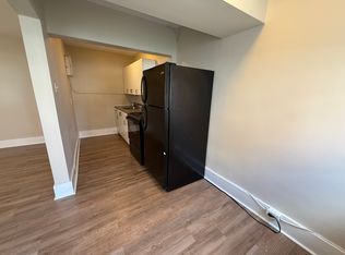 249 Pillette Rd #20, Windsor, ON N8Y 3B1