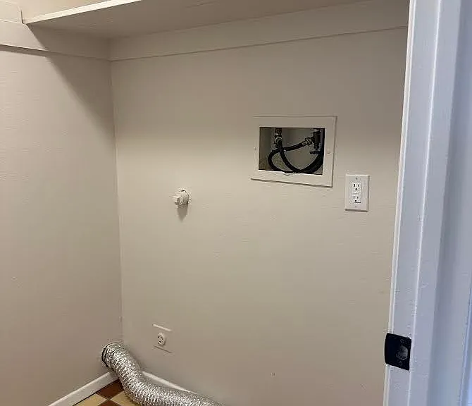 4232 Trinity Pl NW — Photo 10