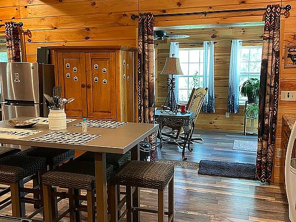 The Green barndo kitchen