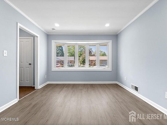 5th image of 31 Stevens Rd