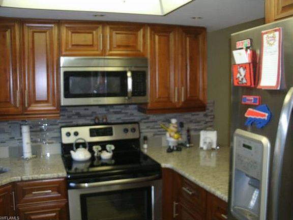 3rd image of 325 Charlemagne Blvd #104C