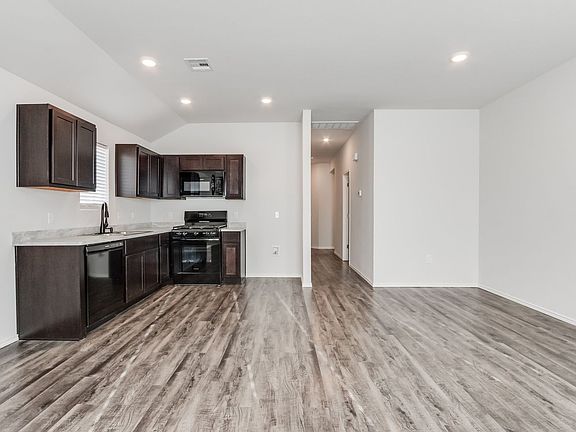 4th image of 11844 NW 94th Ter
