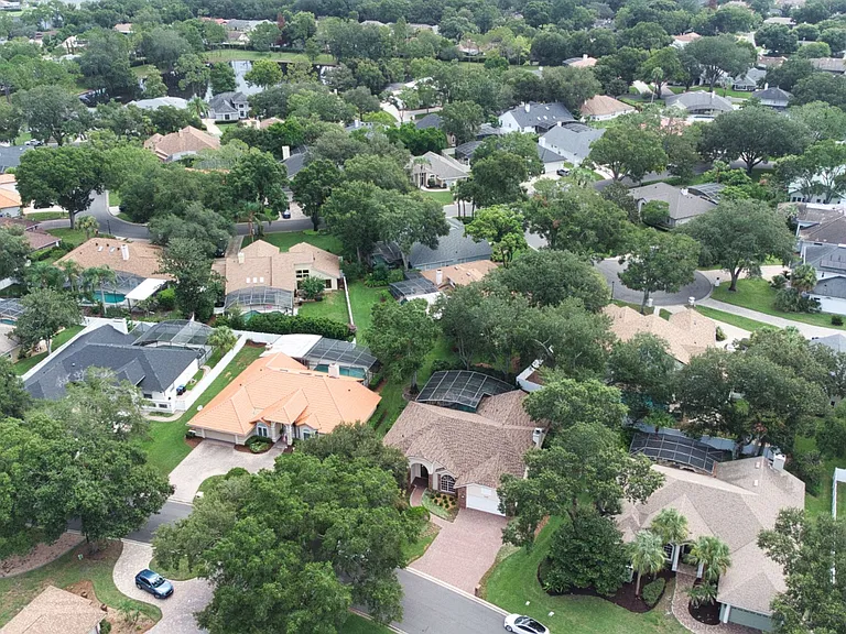 7725 Apple Tree Cir — Photo 6