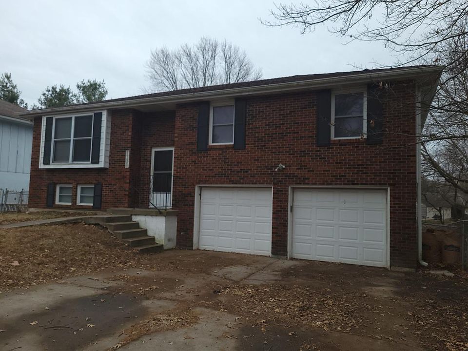 1st image of 19509 E Bryn Mawr Dr