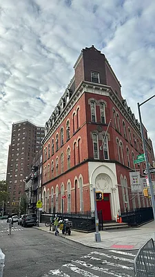 Rented by EXP Realty NYC | media 12
