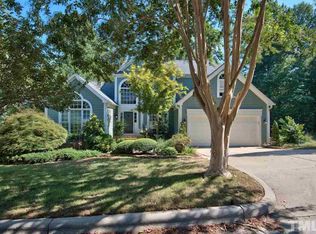 219 Strathburgh Ln, Cary, NC 27518