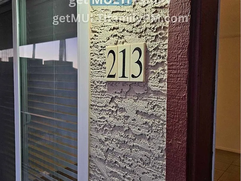 Hayden Terrace — Photo 45