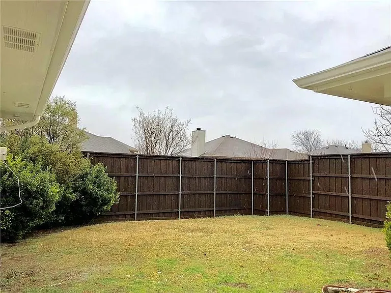 8000 Anchor St — Photo 34