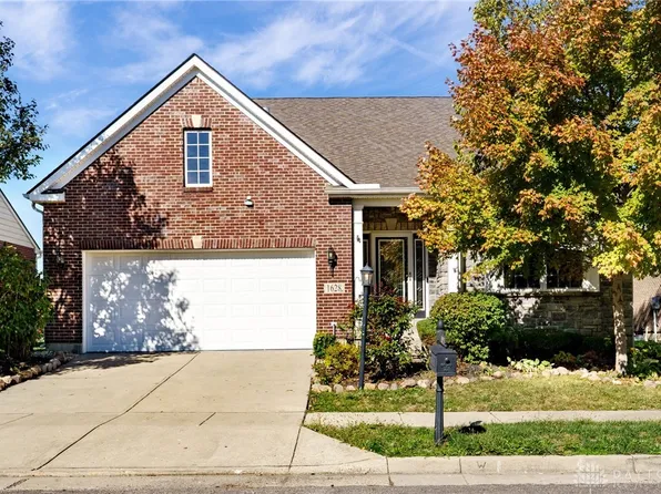 1628 N Wood Creek Dr, Centerville, OH 45458