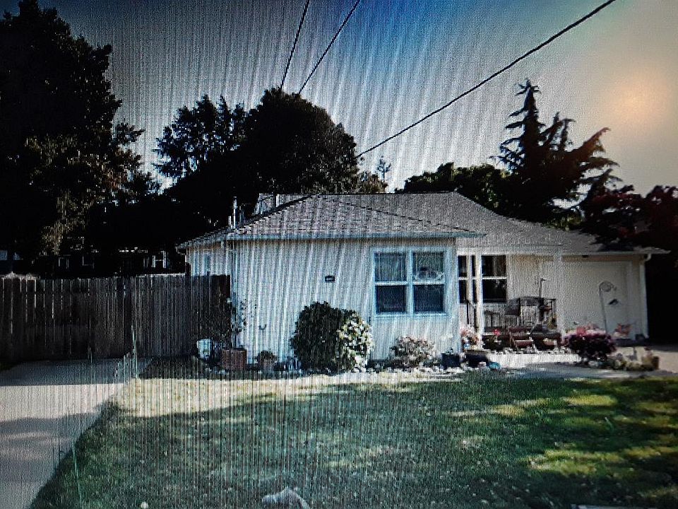 2nd image of 2660 Vegas Ave