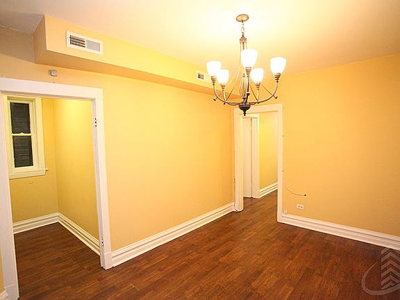 3rd image of 1324 N Bosworth Ave APT 1F