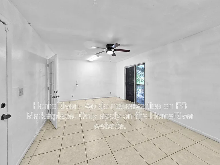 1602 NW 20th Ct — Photo 9