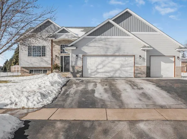 1036 Emerald St NE, Hanover, MN 55341