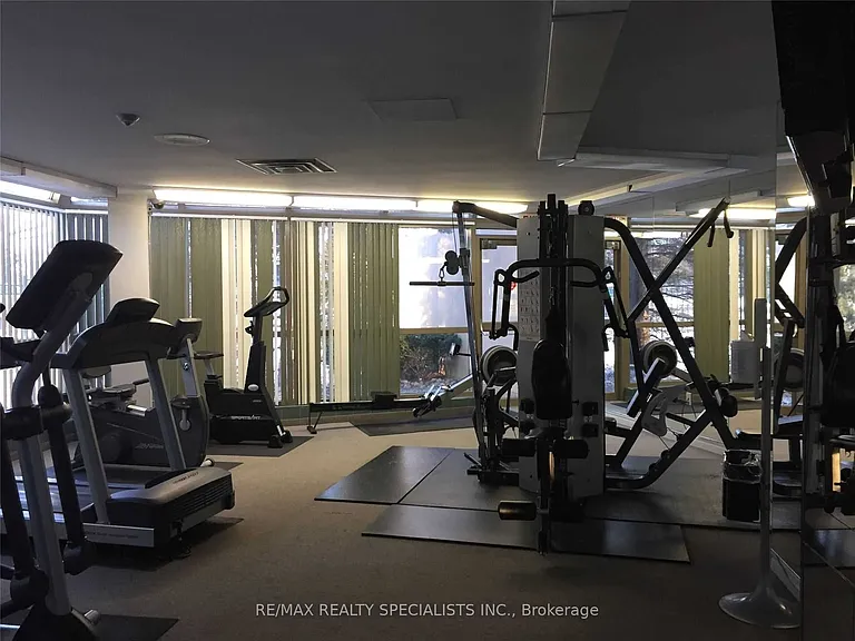 350 Rathburn Rd W #906 — Photo 4